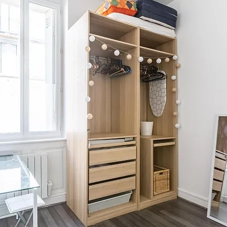 Guestready - Homely Near Place De La Victoire Daire